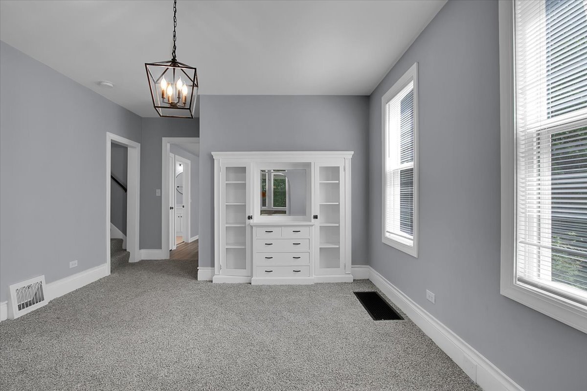 311 N Kinzie Street, Thornton, IL 60476