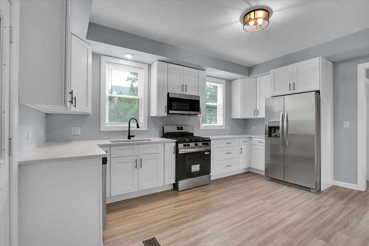 311 N Kinzie Street, Thornton, IL 60476