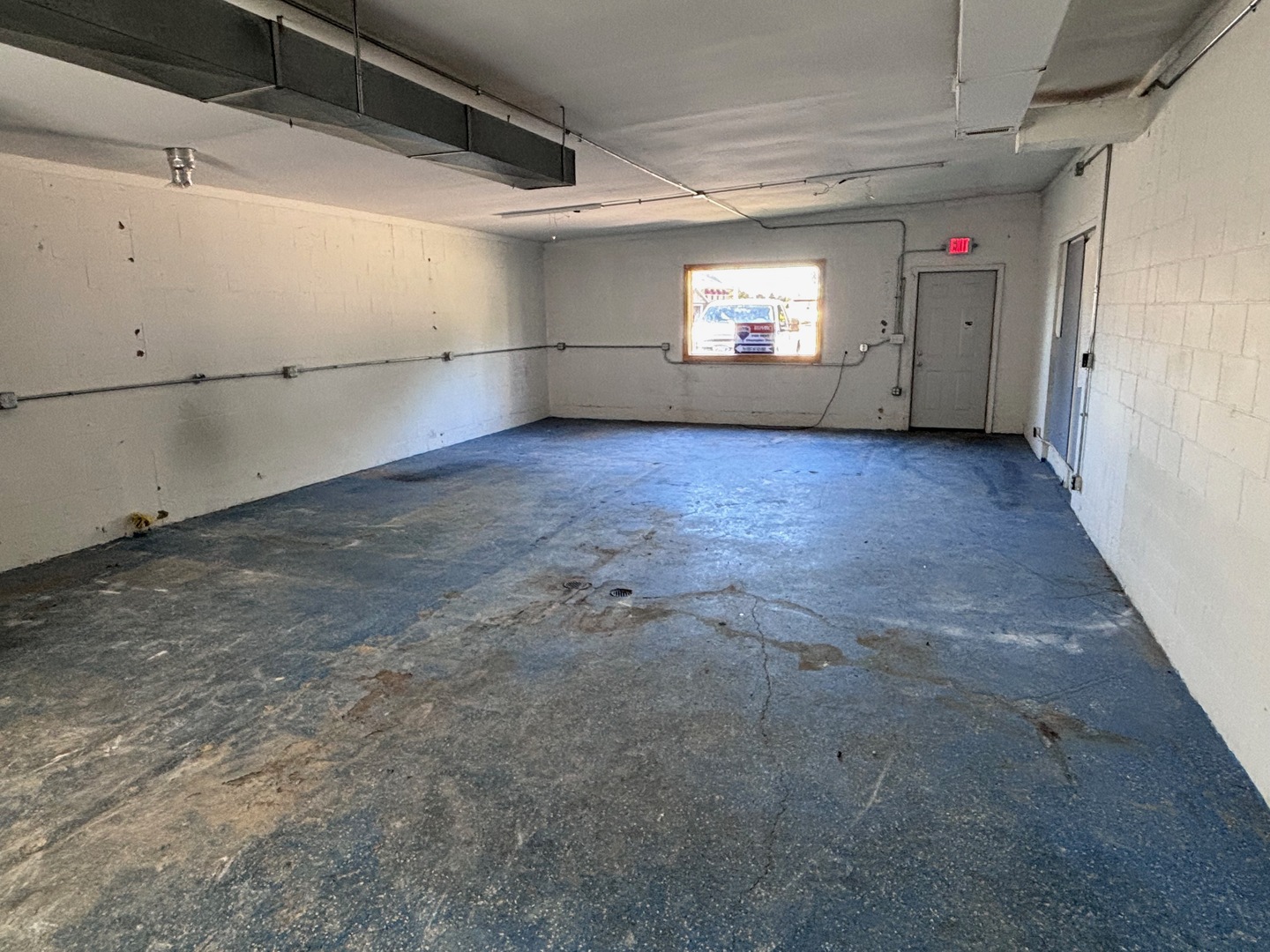 25433 W Il Route 173, Antioch, IL 60002