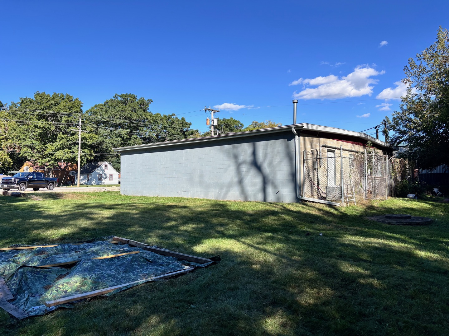 25433 W Il Route 173, Antioch, IL 60002