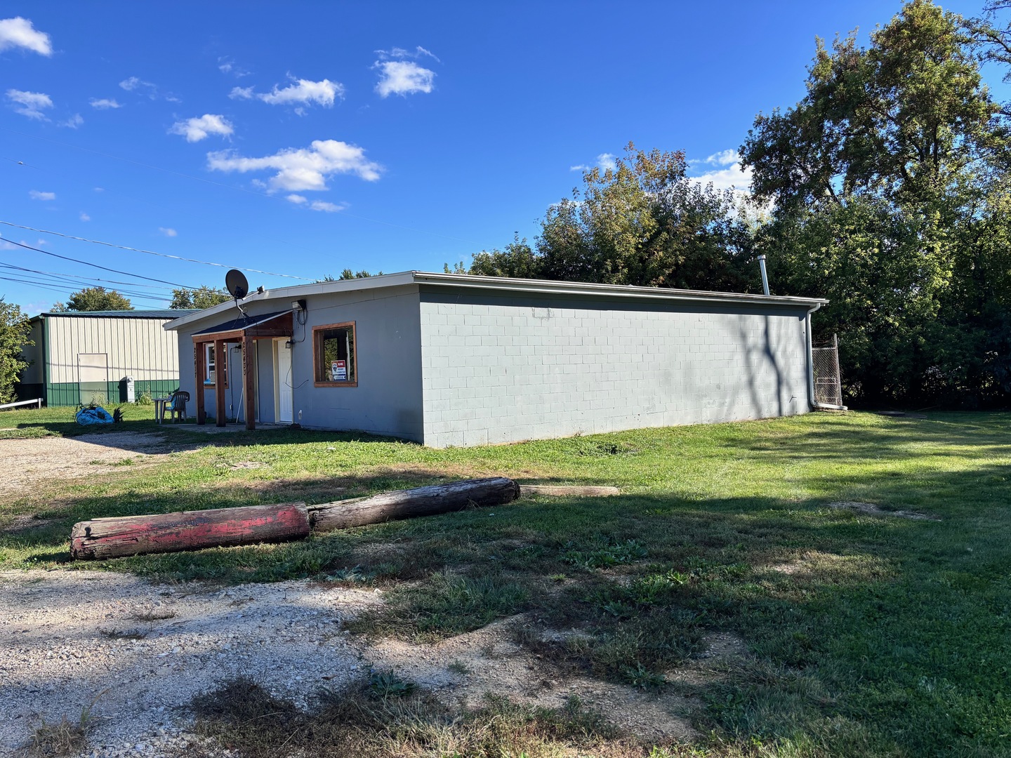 25433 W Il Route 173, Antioch, IL 60002