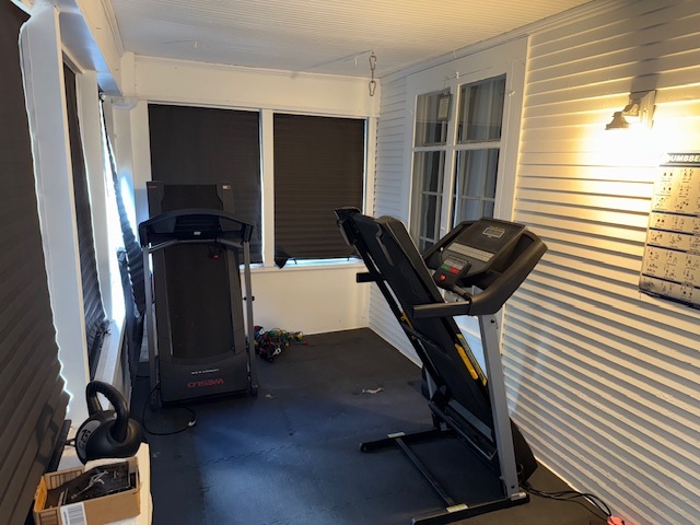 574 S Lasalle Street, Aurora, IL 60505