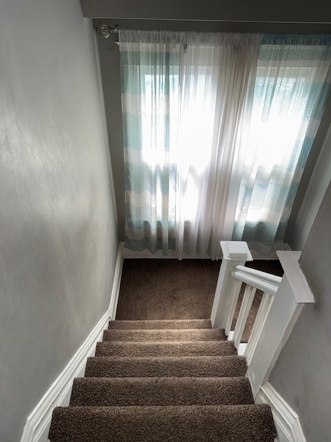 574 S Lasalle Street, Aurora, IL 60505