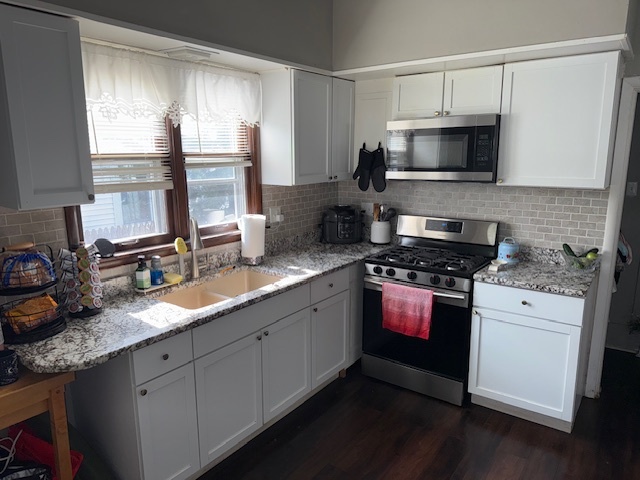 574 S Lasalle Street, Aurora, IL 60505