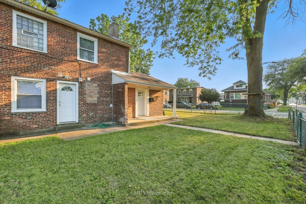 237 E 92nd Street, Chicago, IL 60619