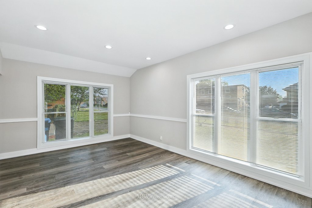 237 E 92nd Street, Chicago, IL 60619