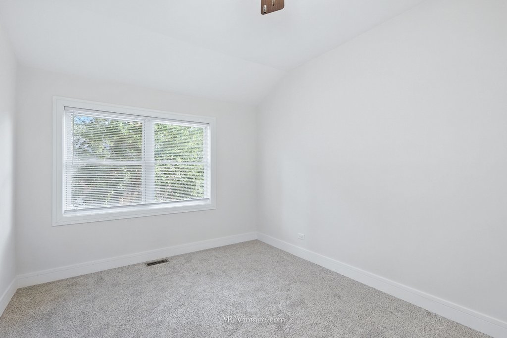 237 E 92nd Street, Chicago, IL 60619