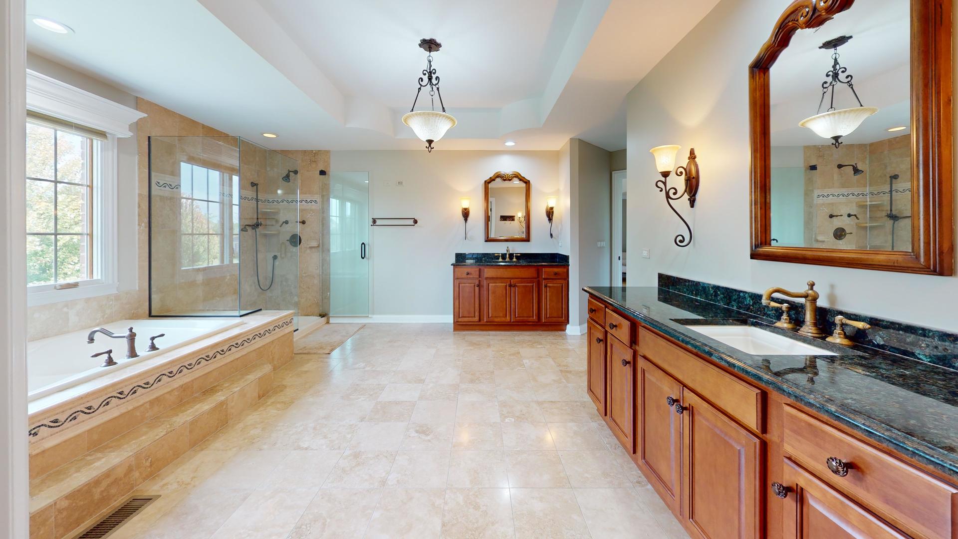 162 Cardinal Drive, Hawthorn Woods, IL 60047