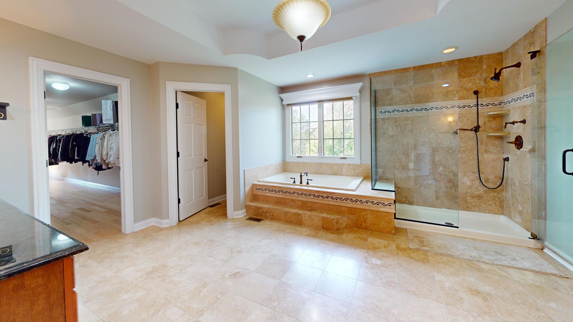 162 Cardinal Drive, Hawthorn Woods, IL 60047