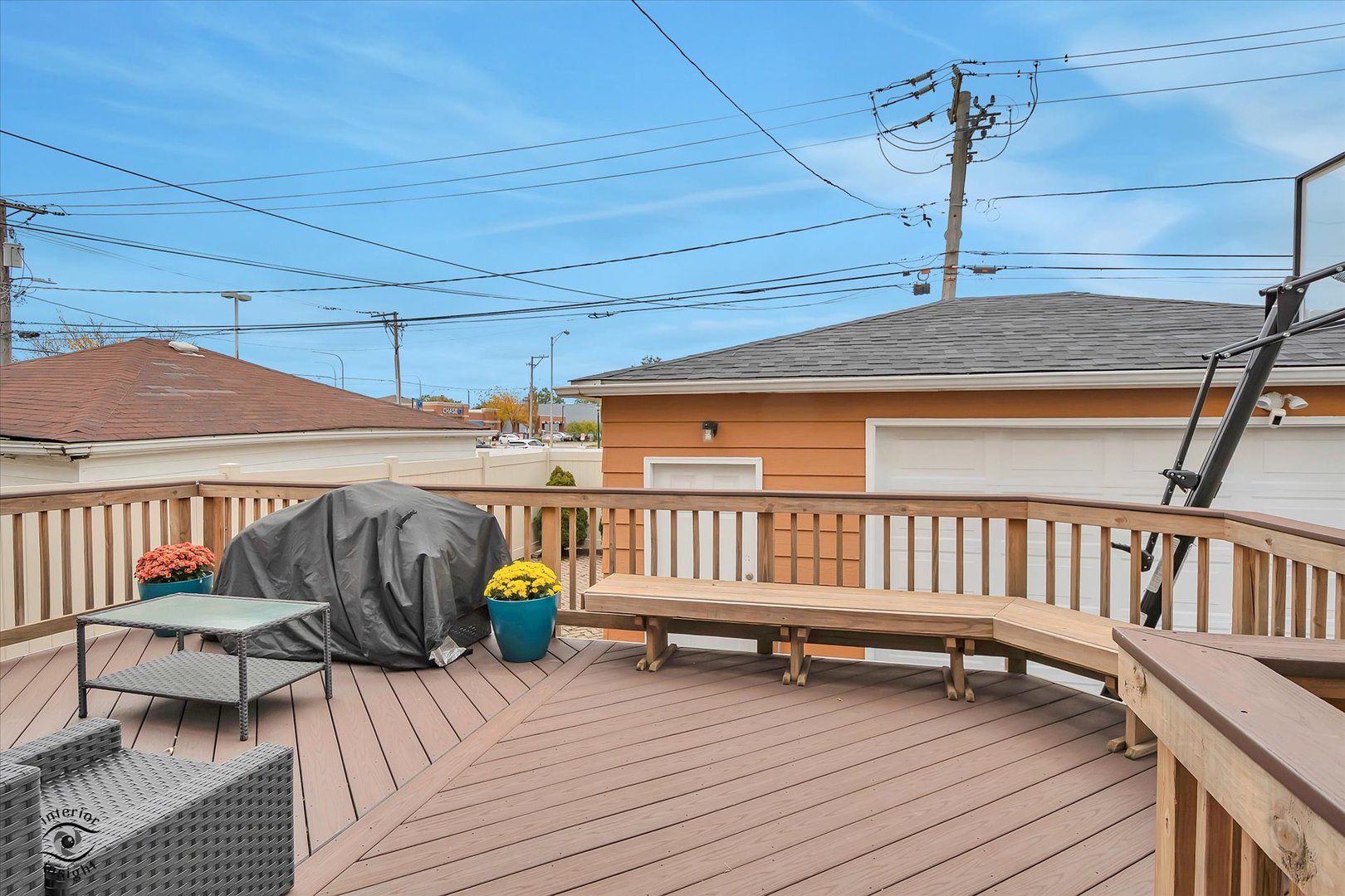 9521 S SAWYER Avenue, Evergreen Park, IL 60805