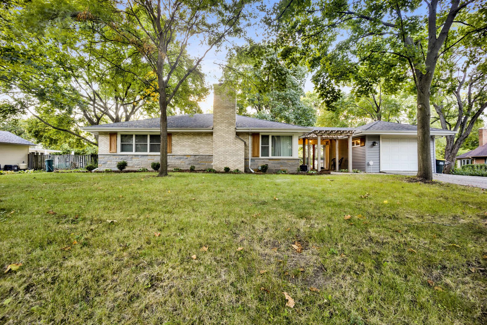 614 Polo Drive, Wheaton, IL 60187