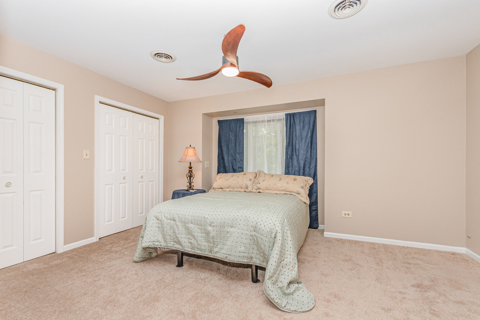 14814 S Penn Road, Plainfield, IL 60544