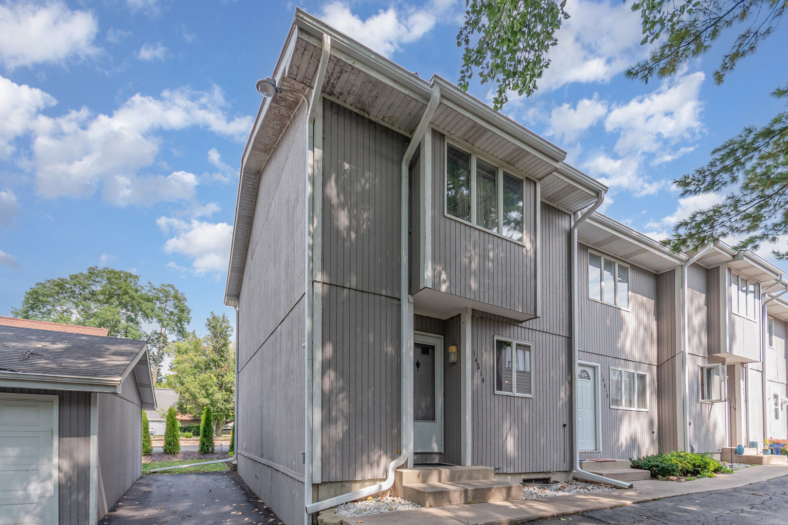 14814 S Penn Road, Plainfield, IL 60544