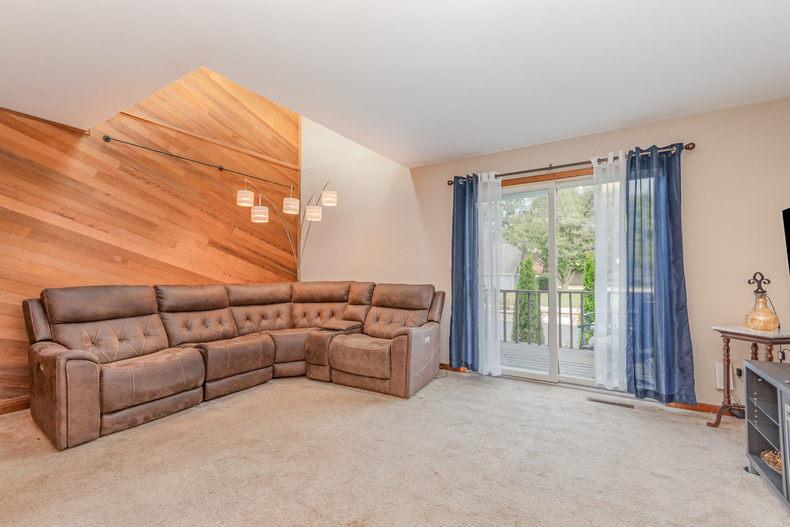 14814 S Penn Road, Plainfield, IL 60544