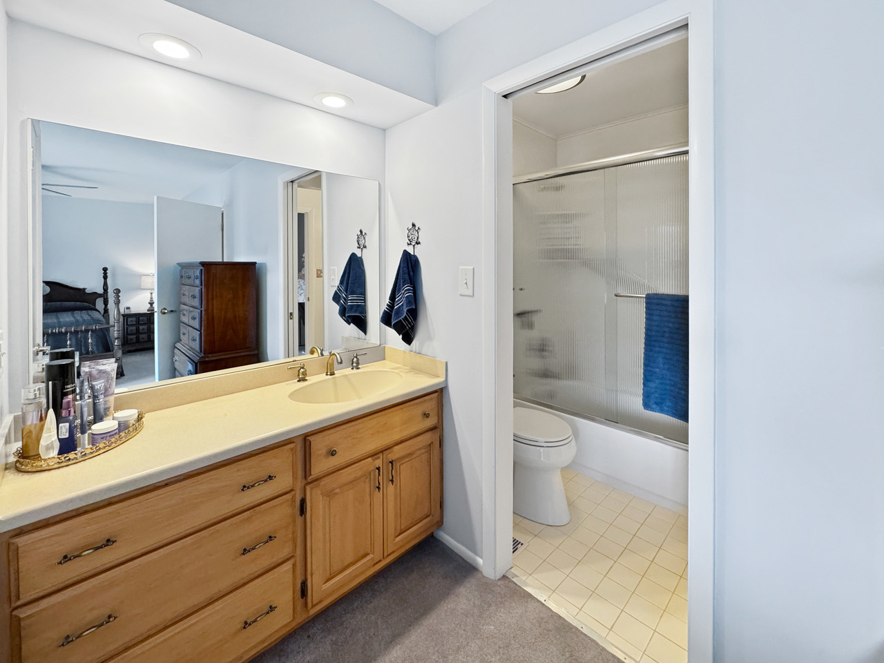 1028 Cumberland Court, Vernon Hills, IL 60061