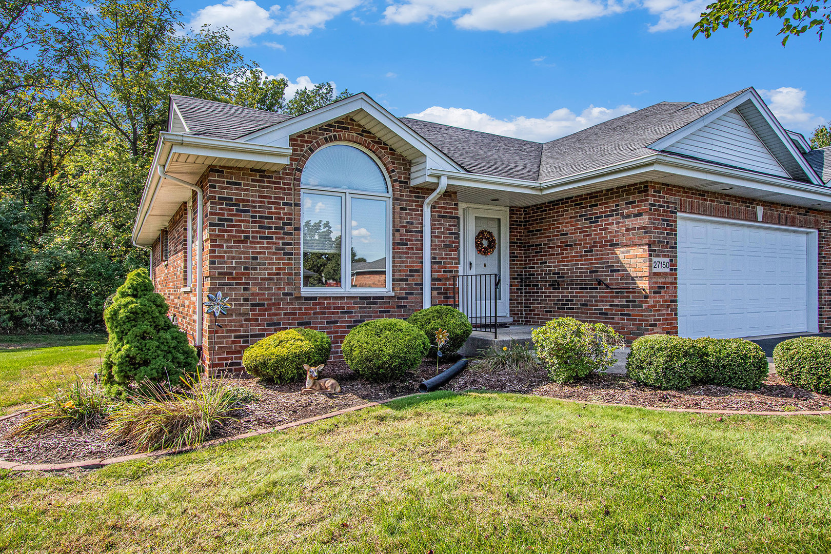 27150 S Fountainview Drive, Crete, IL 60417