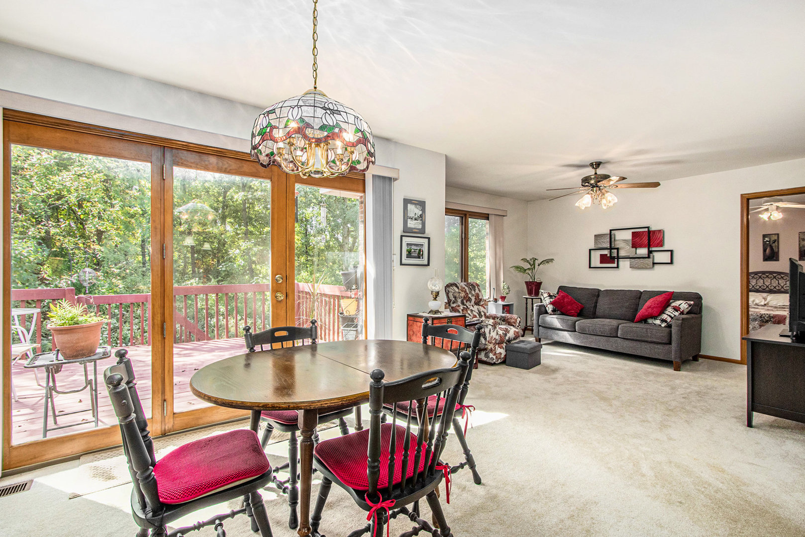 27150 S Fountainview Drive, Crete, IL 60417