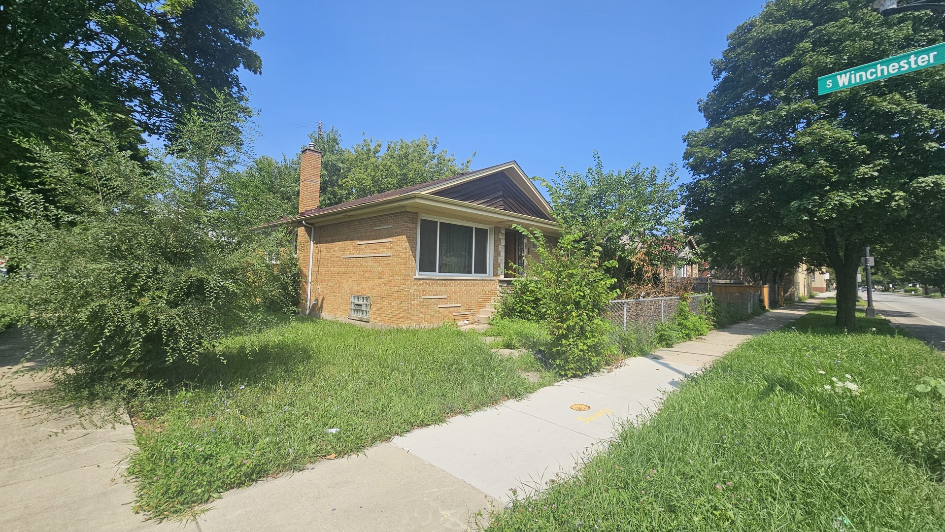 1924 W Marquette Road, Chicago, IL 60636