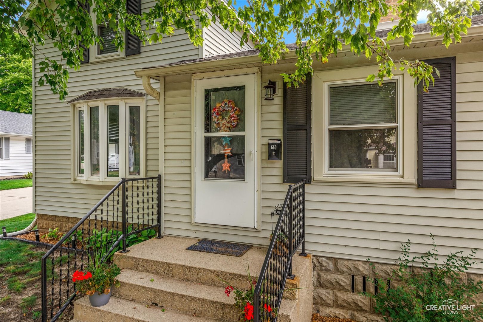 660 South Avenue, Sycamore, IL 60178