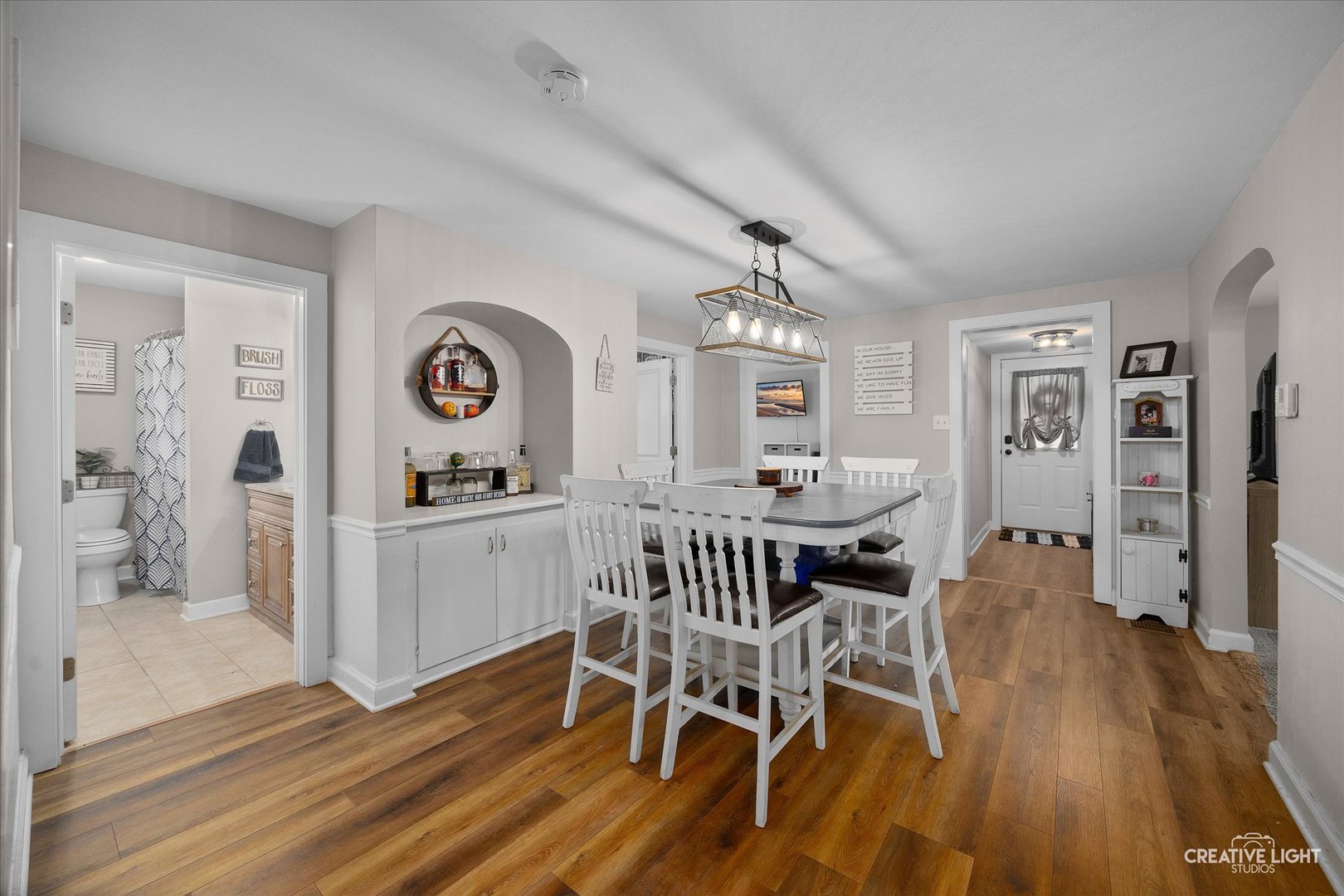 660 South Avenue, Sycamore, IL 60178