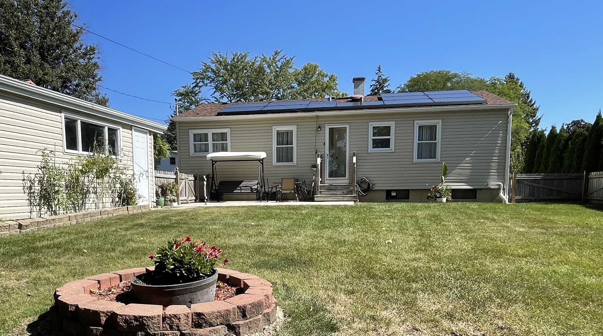 7660 Walnut Avenue, Woodridge, IL 60517