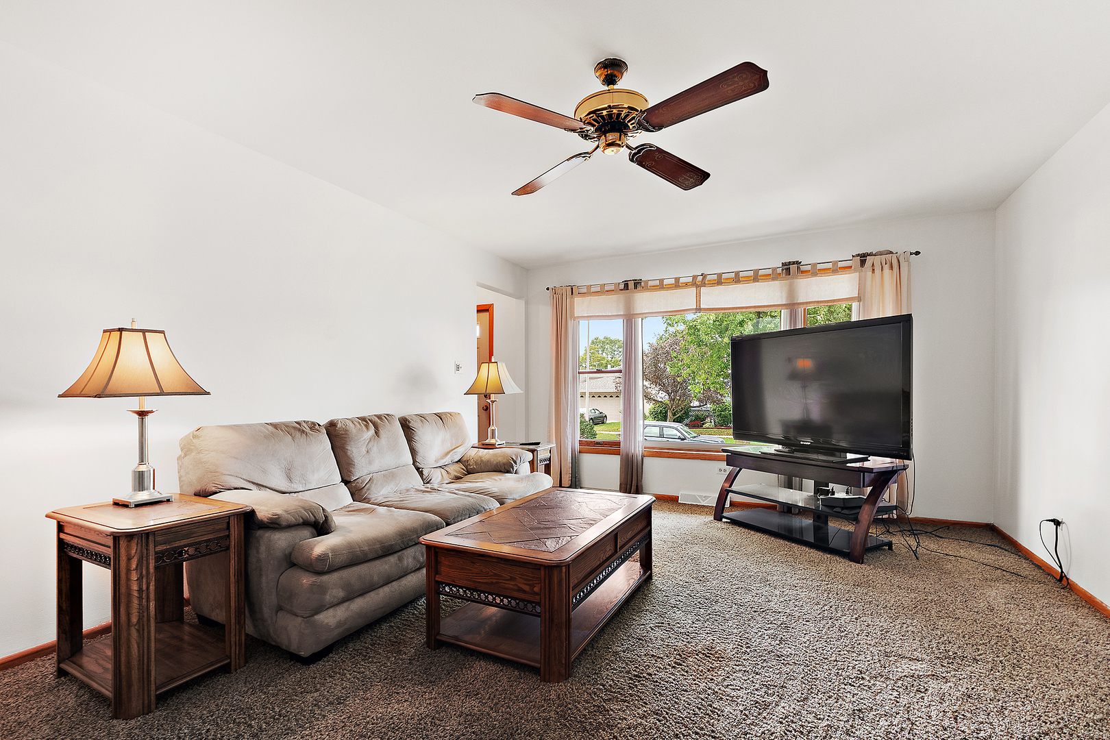 8525 Massasoit Avenue, Burbank, IL 60459