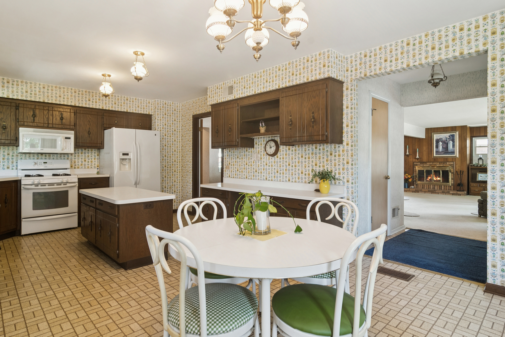 315 S We Go Trail, Mount Prospect, IL 60056