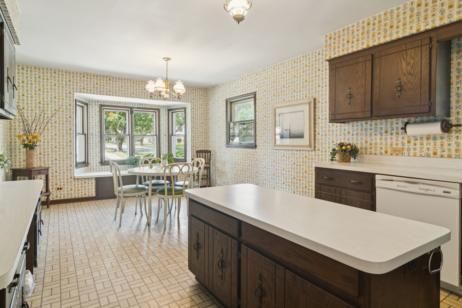 315 S We Go Trail, Mount Prospect, IL 60056