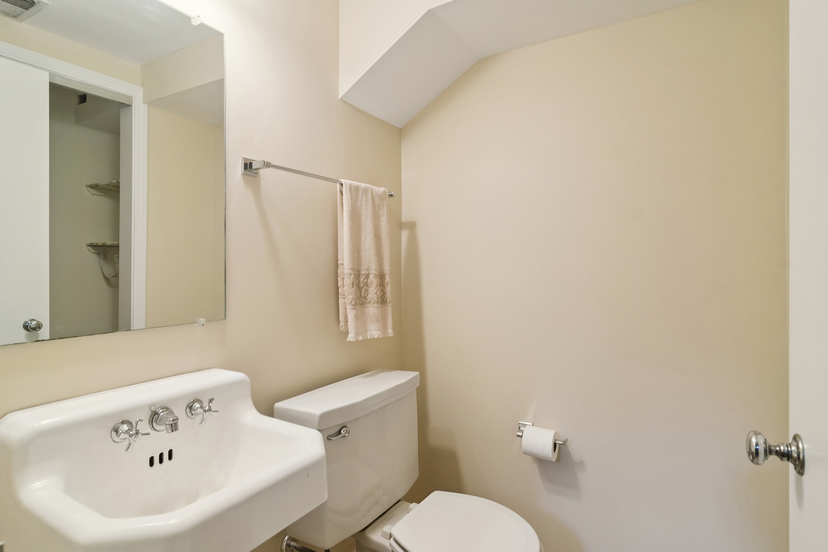 315 S We Go Trail, Mount Prospect, IL 60056