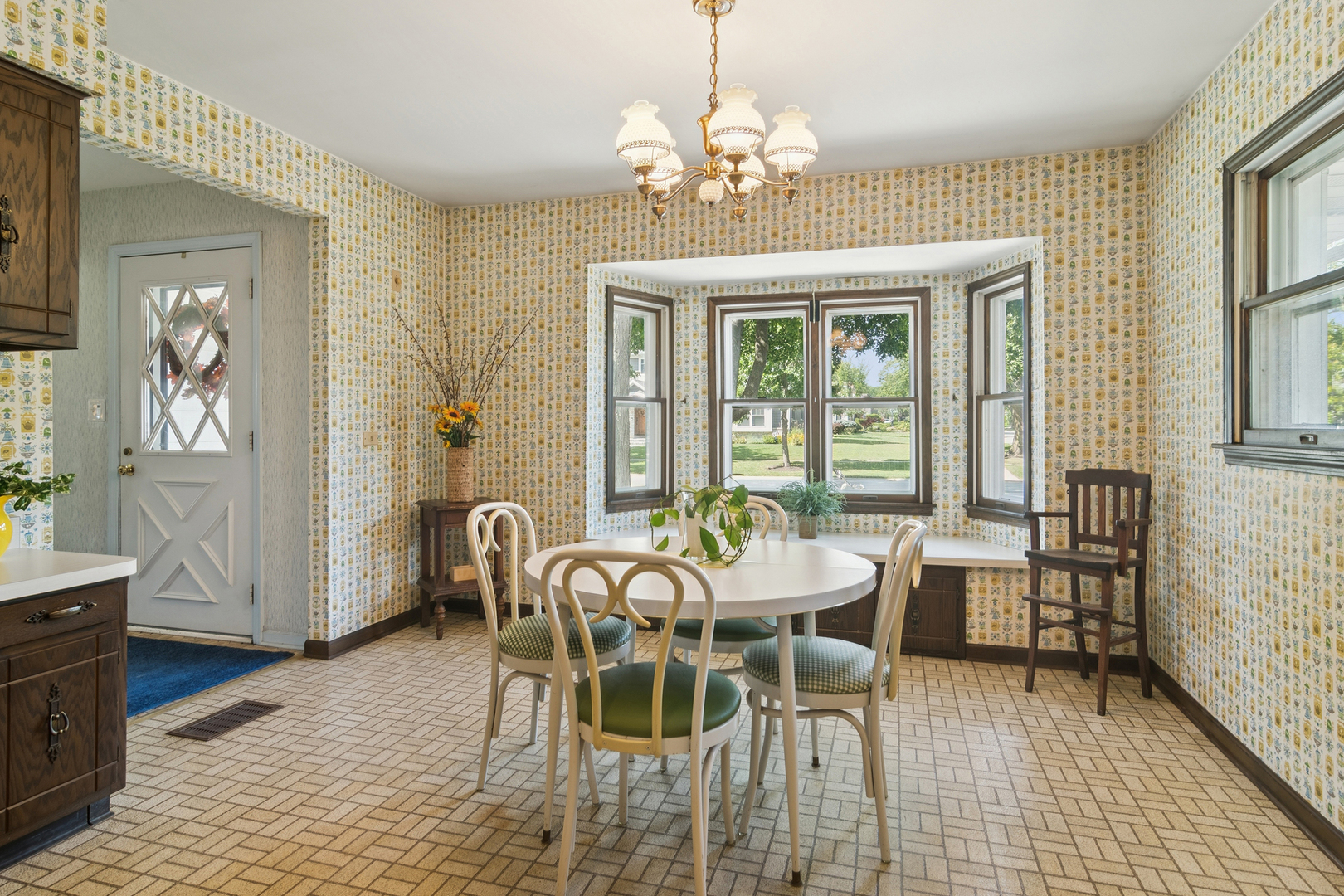 315 S We Go Trail, Mount Prospect, IL 60056