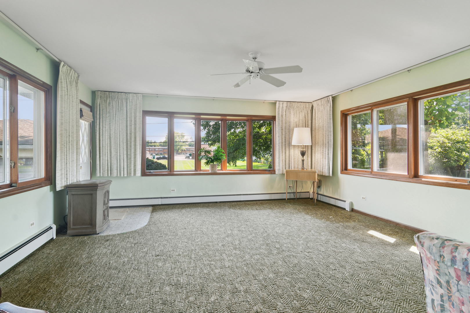 315 S We Go Trail, Mount Prospect, IL 60056