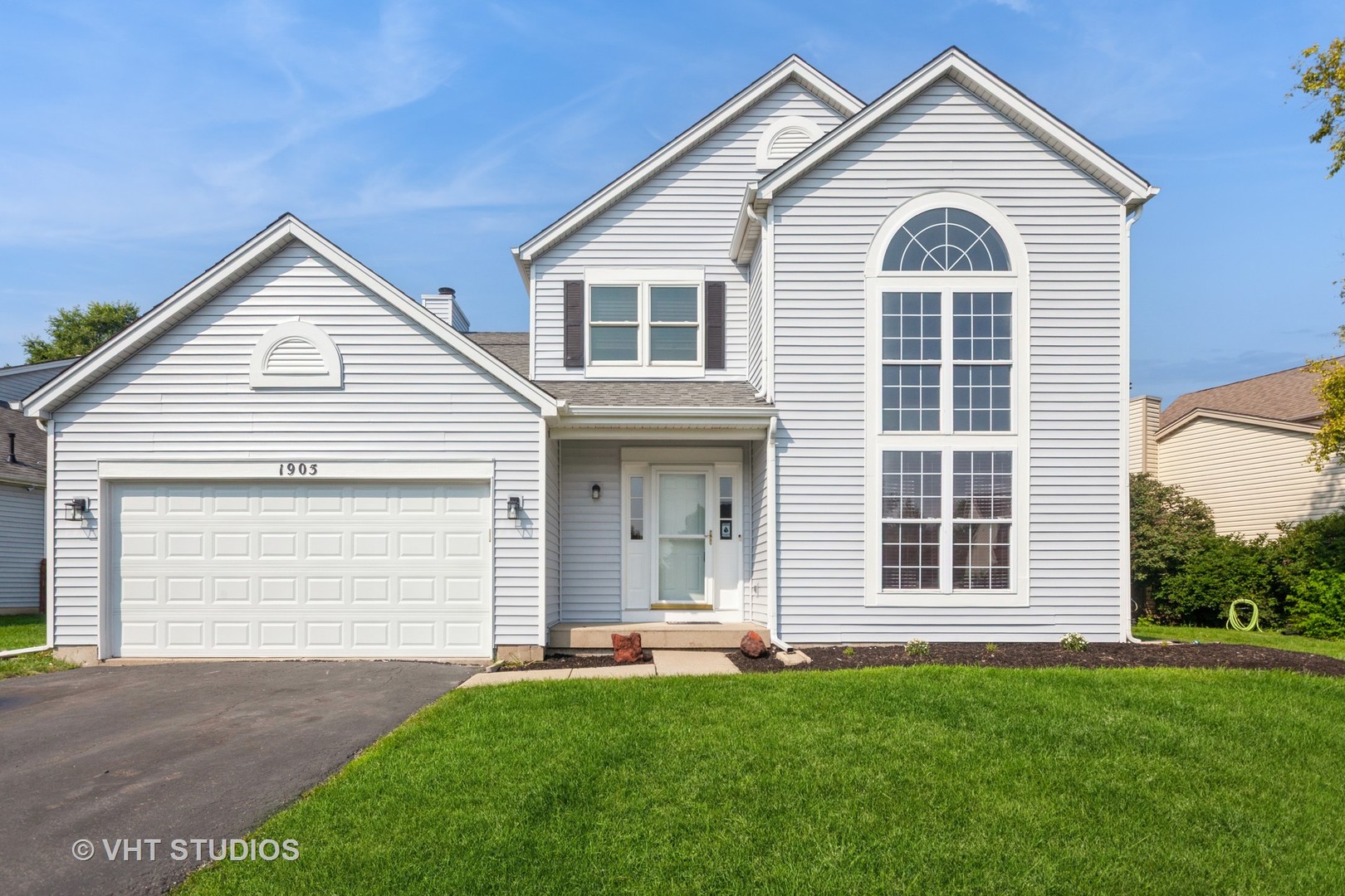 1905 Chestnut Grove Drive, Plainfield, IL 60586