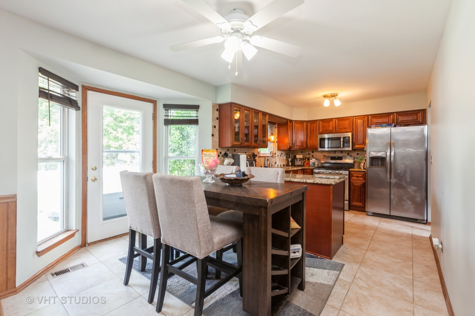 1905 Chestnut Grove Drive, Plainfield, IL 60586