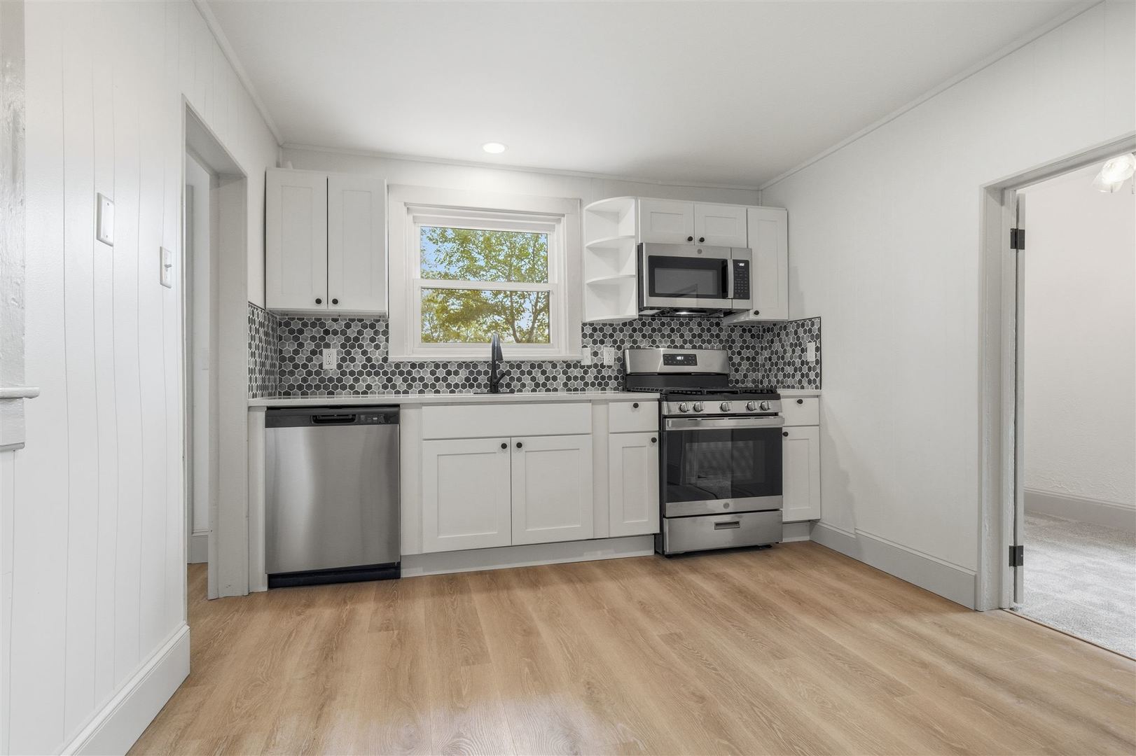 807 N Morris Avenue, Bloomington, IL 61701