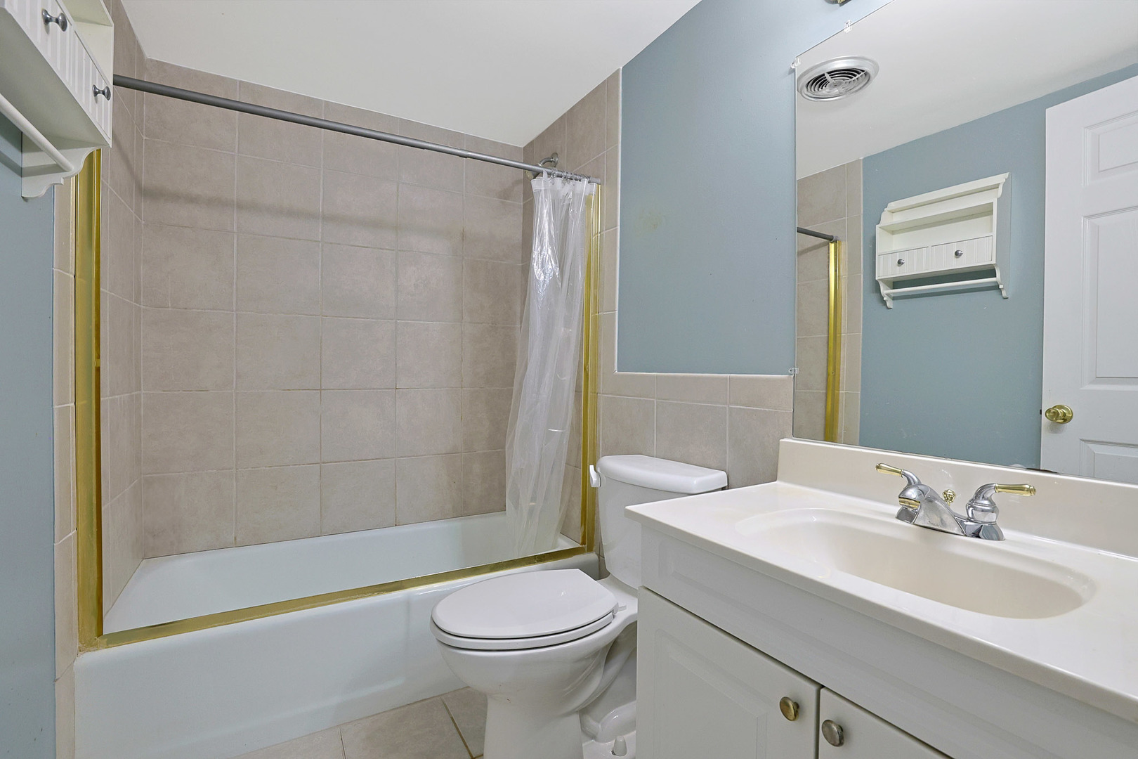 838 E Old Willow Road #105, Prospect Heights, IL 60070