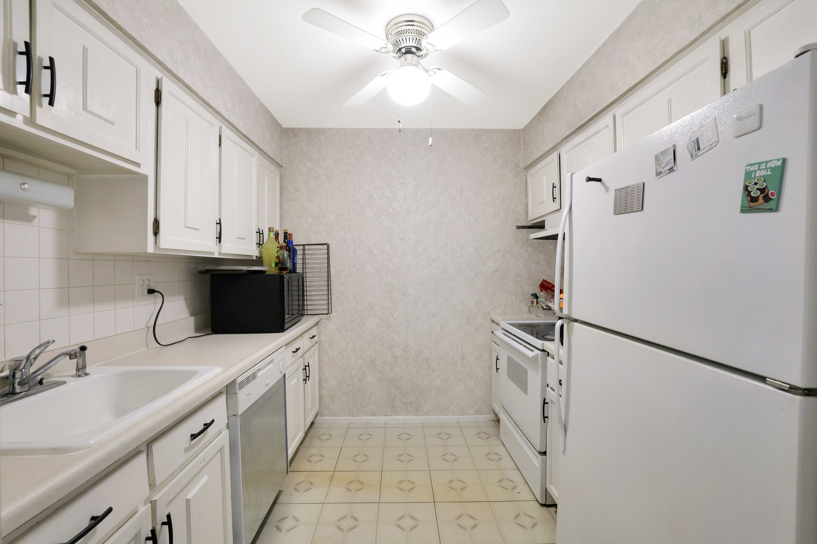 838 E Old Willow Road #105, Prospect Heights, IL 60070