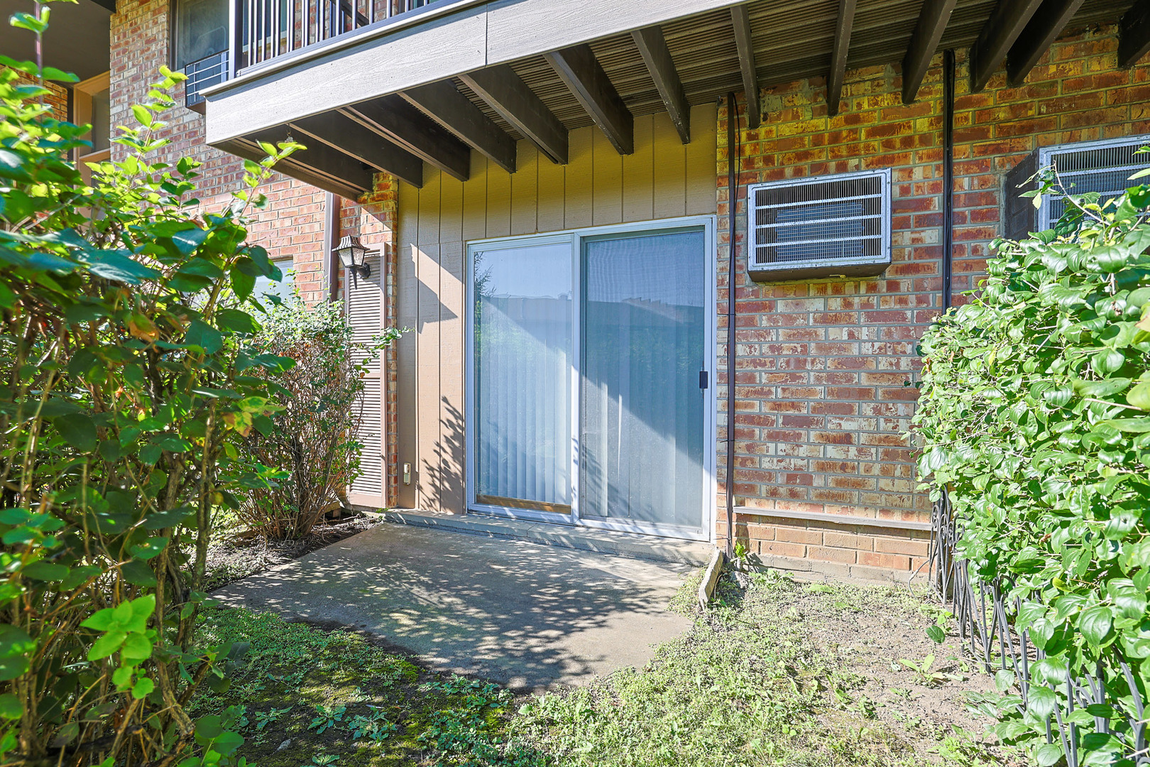 838 E Old Willow Road #105, Prospect Heights, IL 60070