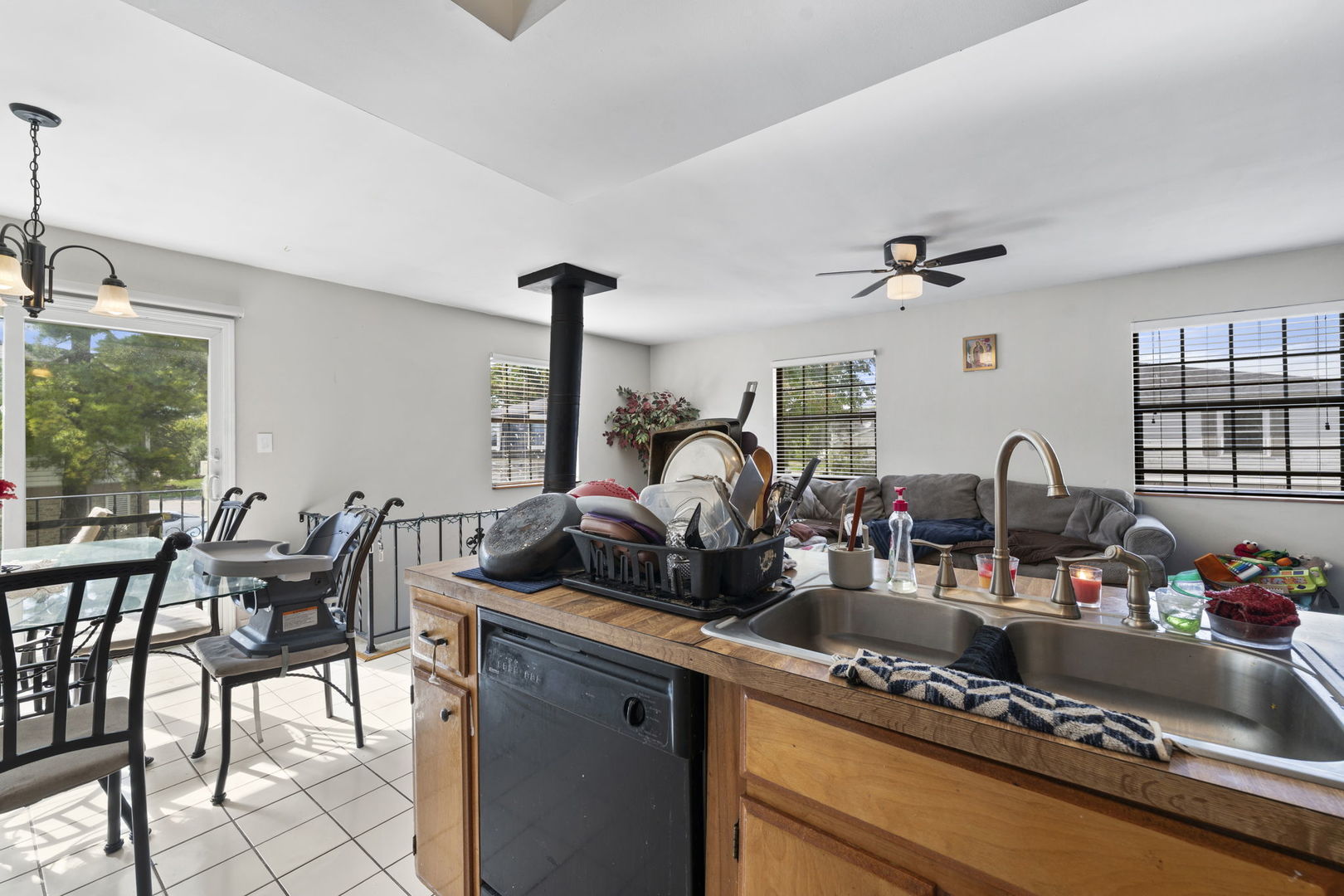 2134 N Ginger Creek Drive #19D, Palatine, IL 60074