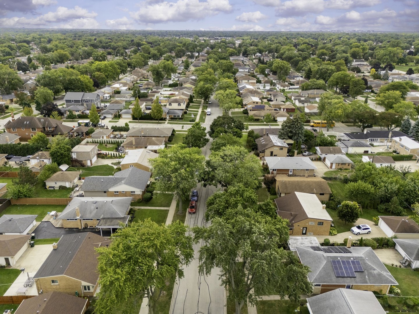 8616 N Oleander Avenue, Niles, IL 60714