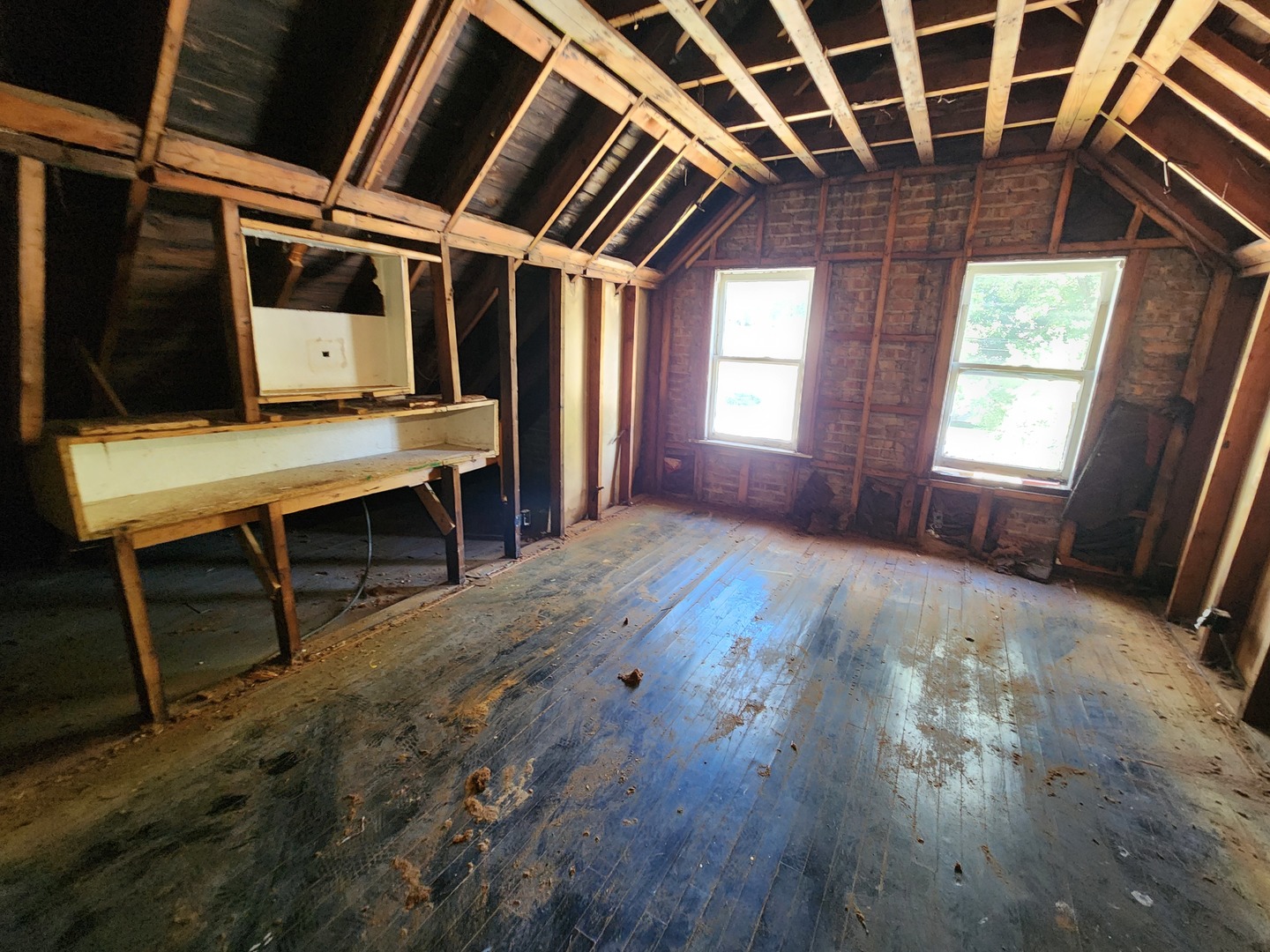 8325 S Cregier Avenue, Chicago, IL 60617