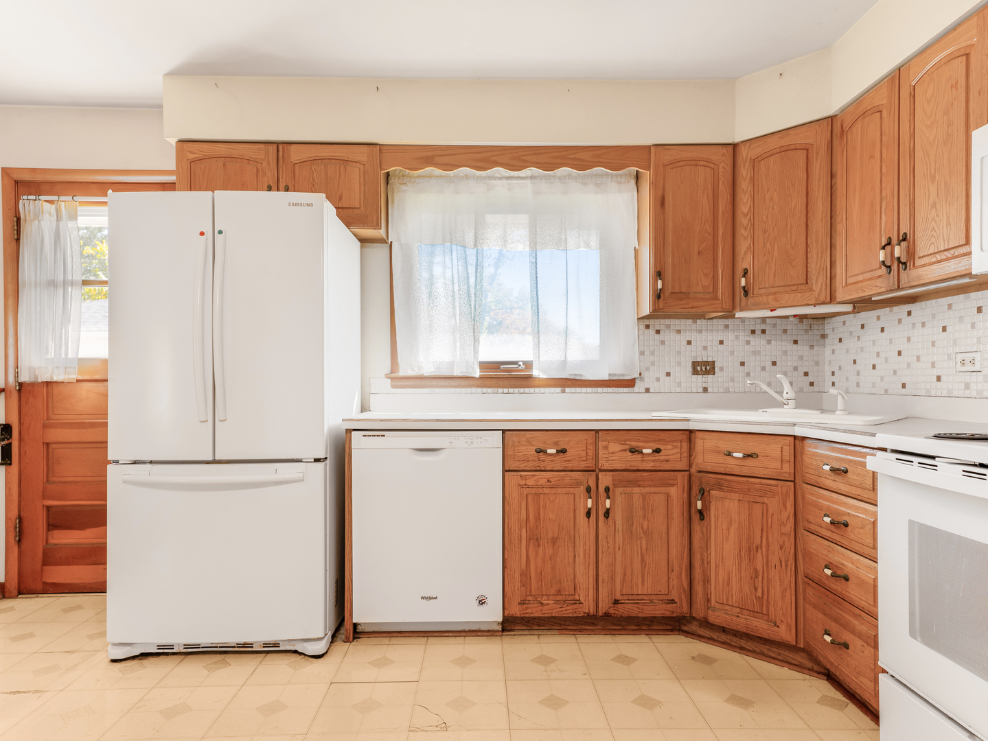 461 Springhill Drive, Roselle, IL 60172