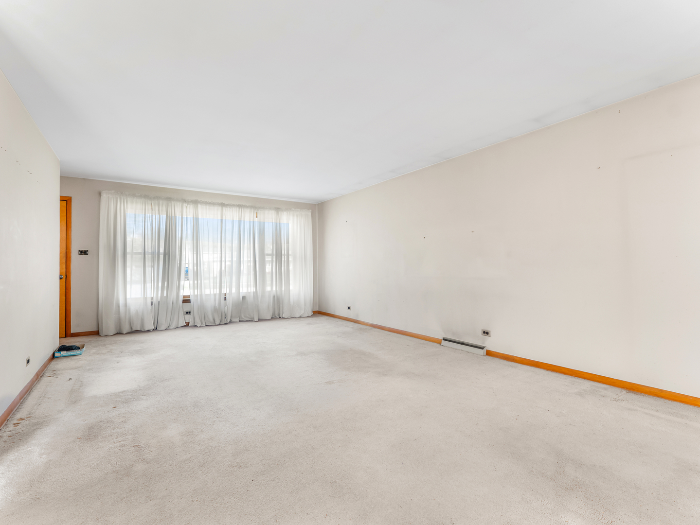 461 Springhill Drive, Roselle, IL 60172