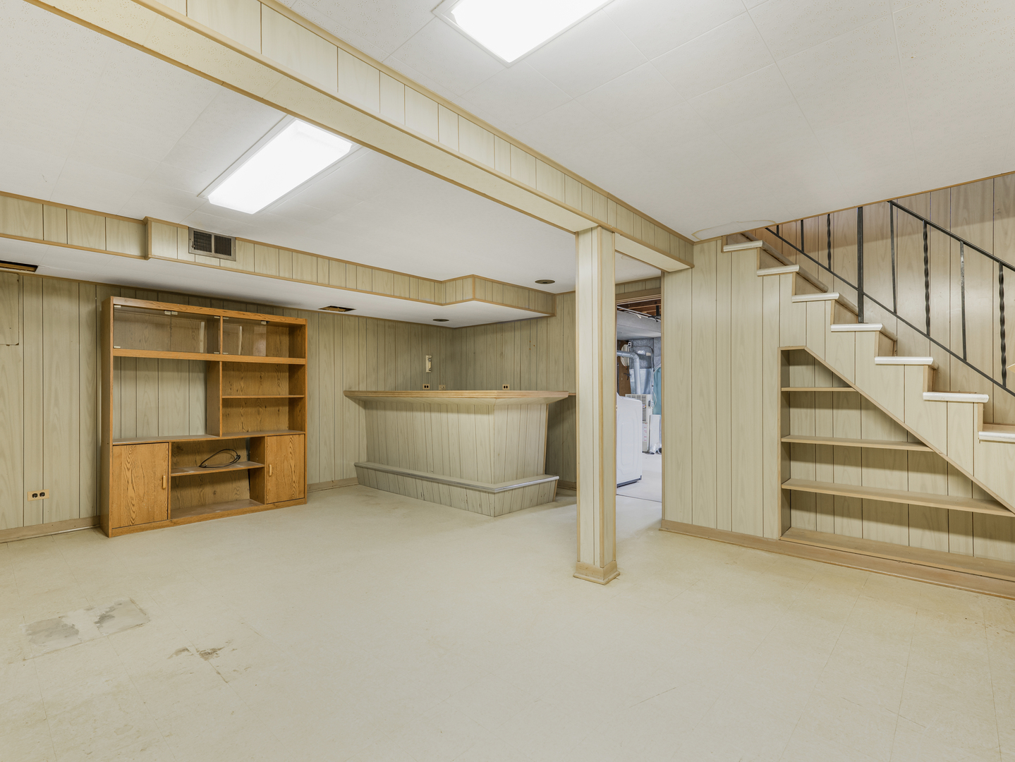 461 Springhill Drive, Roselle, IL 60172