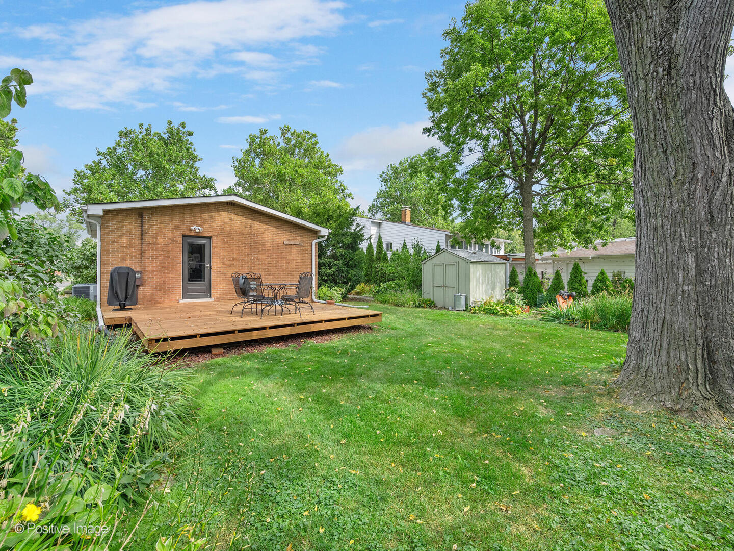 444 E Schiller Street, Elmhurst, IL 60126