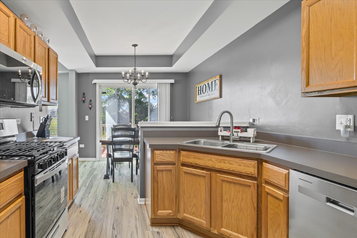 16860 Ivy Lane, Lockport, IL 60441