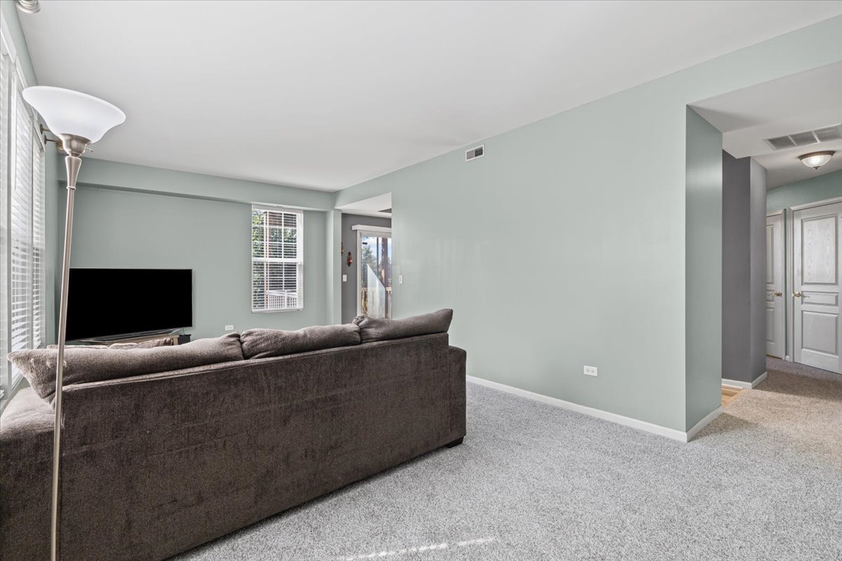 16860 Ivy Lane, Lockport, IL 60441