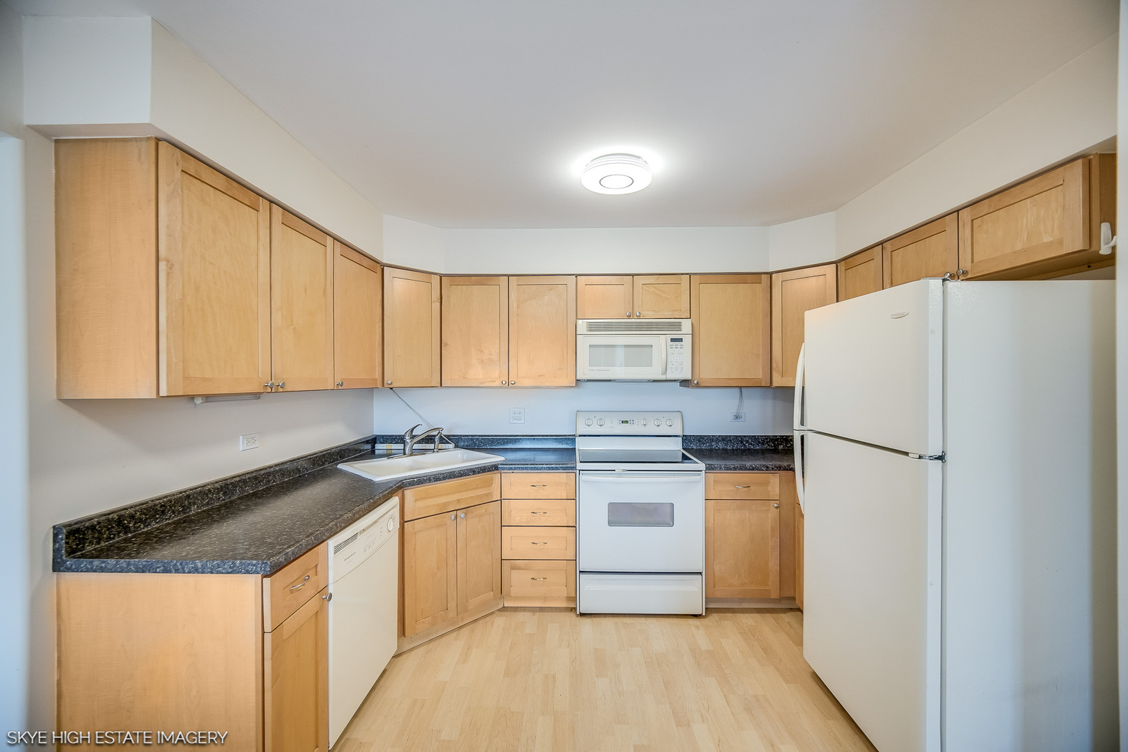 201 Lake Hinsdale Drive #303, Willowbrook, IL 60527