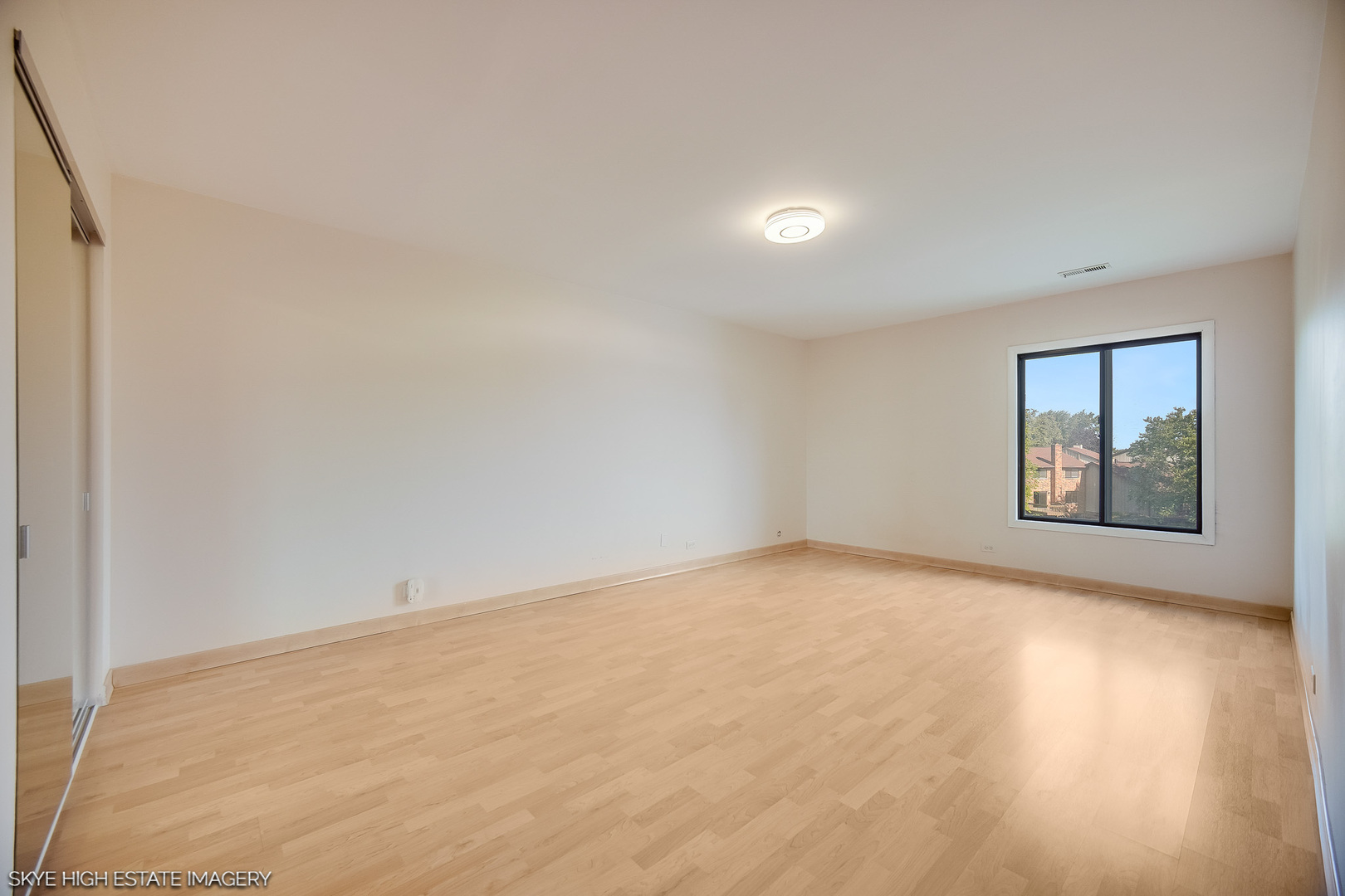 201 Lake Hinsdale Drive #303, Willowbrook, IL 60527