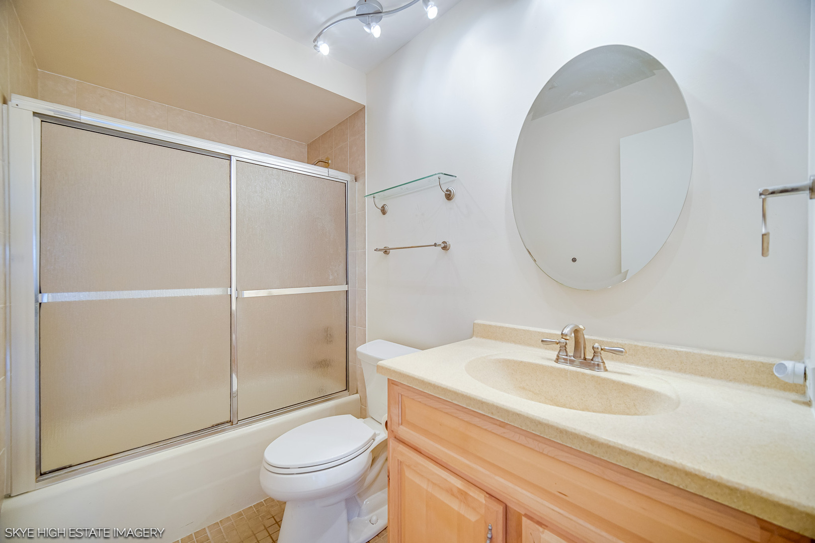 201 Lake Hinsdale Drive #303, Willowbrook, IL 60527