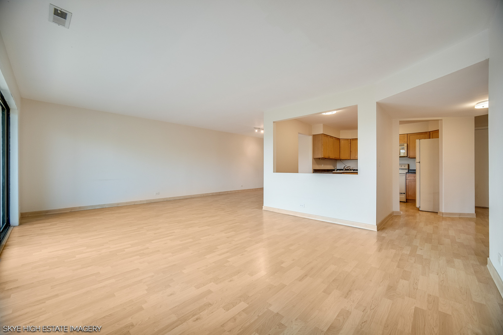 201 Lake Hinsdale Drive #303, Willowbrook, IL 60527